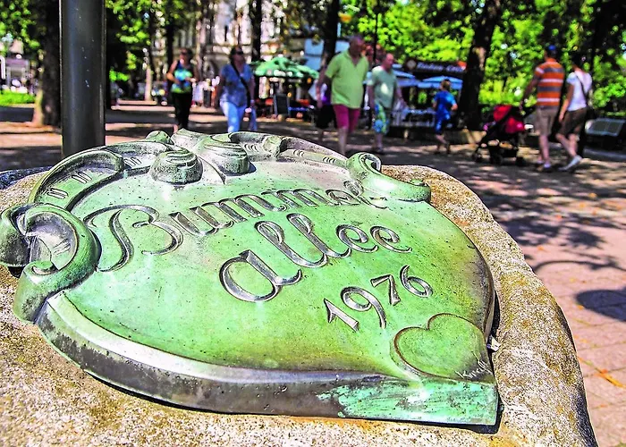 Отель Parkhotel