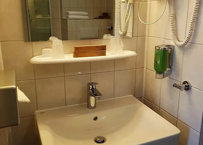 Parkhotel Отель 3*